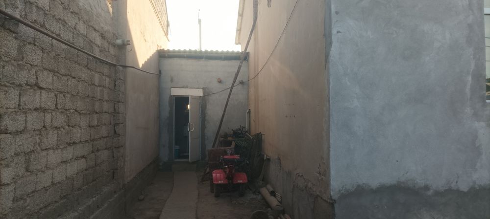 Уй сотилади юкори Чирчик тумани