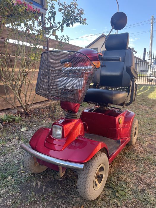 Carucior,scuter electric persoane cu dizabilitati