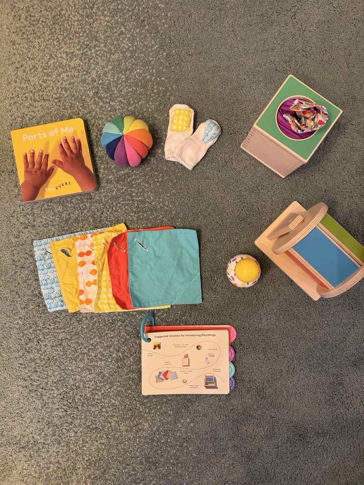 Lovevery Charmer Play Kit (3–4 месеца) – играчки Монтесори