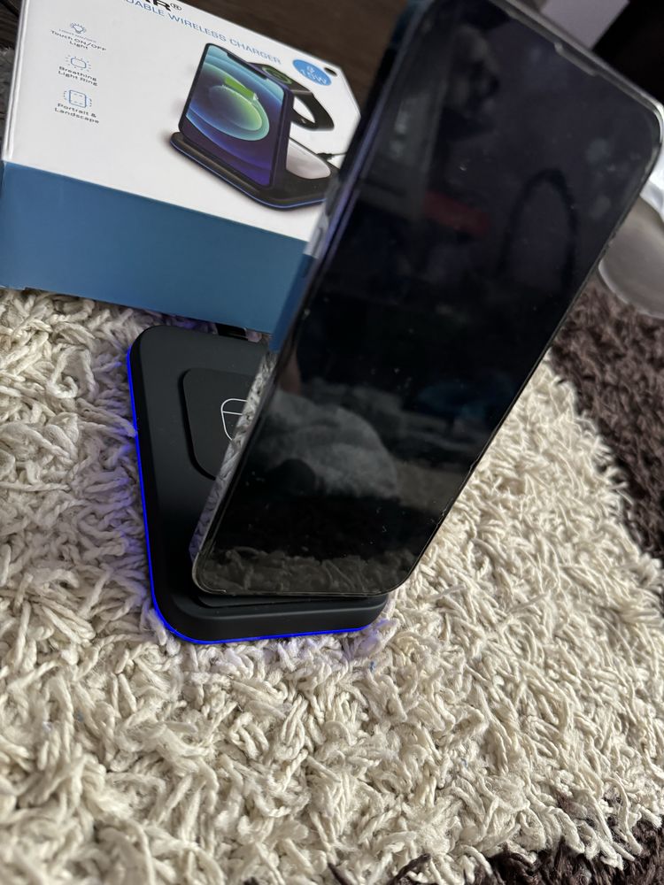 Vand incarcator wireless 3 in 1 ZUBARR black/negru [poze reale