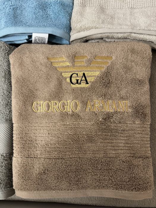 Хавлии Gucci Giorgio Armani