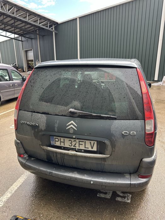 Vand/schimb citroen c8 2008 cu 8+1(minim 2010)