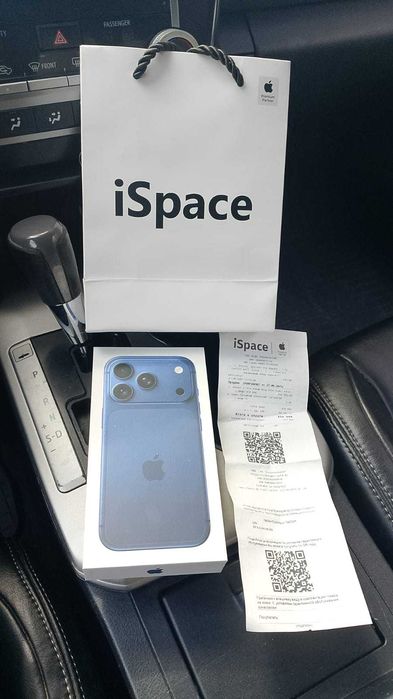новый iPhone 17 Pro, 256 ГБ в упаковке не распакован