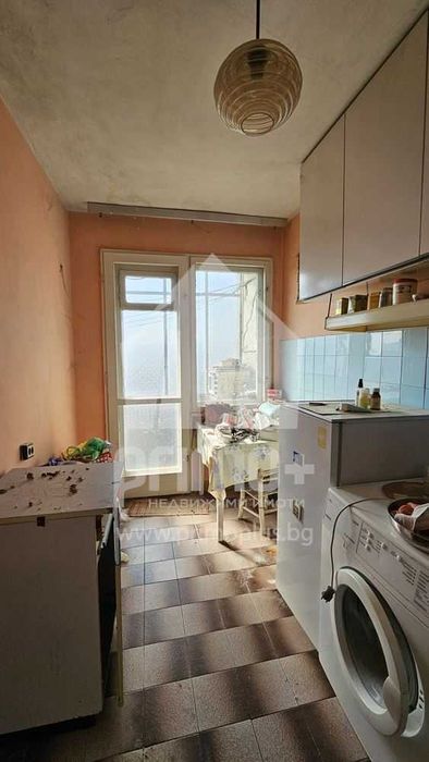 Продава се Тристаен апартамент в Велико Търново, Център - 79 кв.м за 1038 €/кв.м - Снимка #2