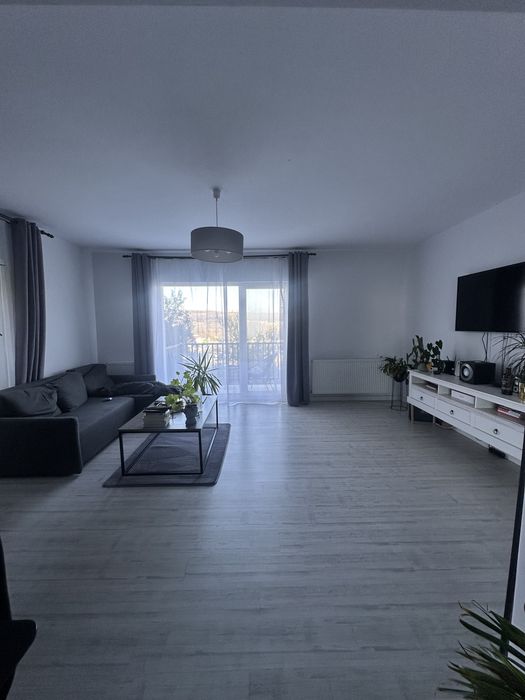 Apartament zona Vivo mobilat