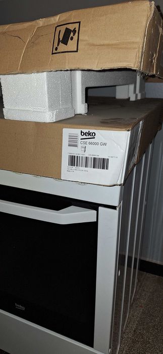 Готварска печка Beko с подарък абсорбатор