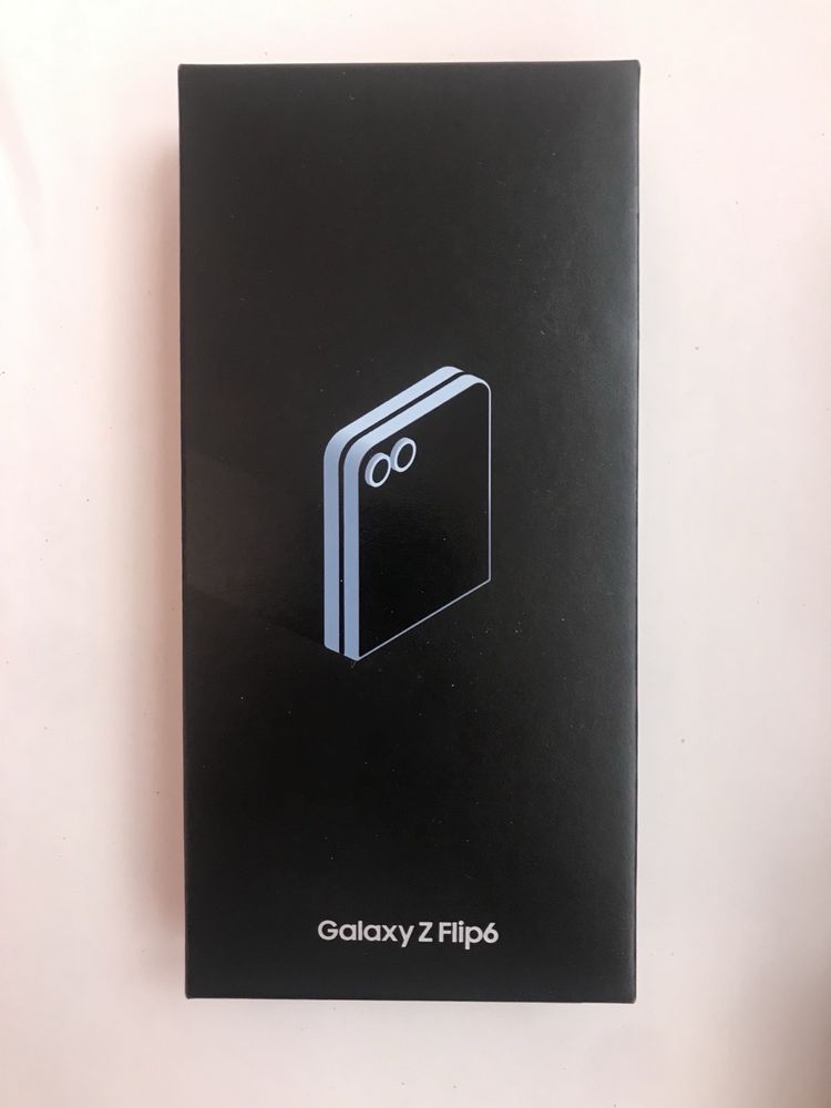 Samsung Galaxy Z Flip6 Чисто нов 256gb