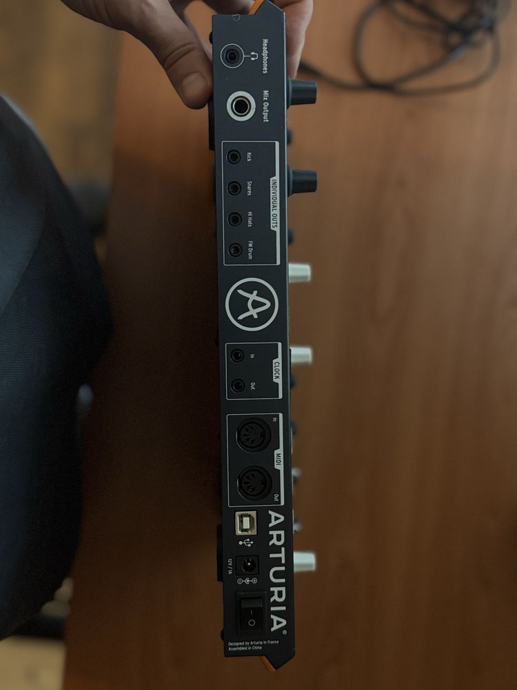 Arturia DrumBrute Impact – stare impecabilă – 1000 RON