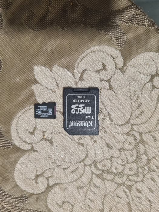 Micro SD 32 GB .