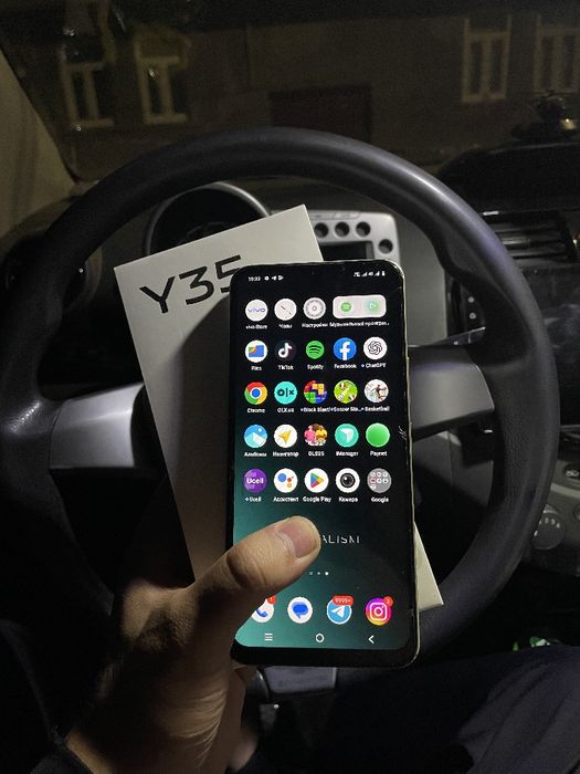 Vivo Y35 8/128 abmen bor
