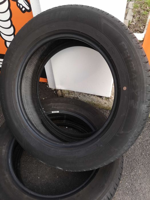 2бр 215/60/17 MICHELIN 6,8мм грайфер дот:5119г +++