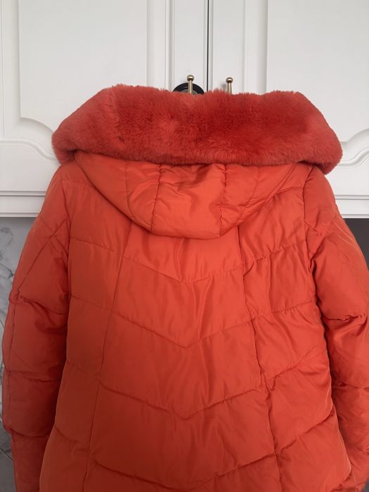 Kurtka lar sotiladi arzonga