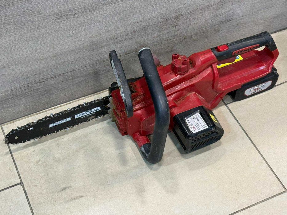 Акумулаторна резачка Raider RDP-SCHS20 Set