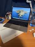 Продавам Macbook 12 Gold 1.3ghz 8GB RAM 512GB SSD