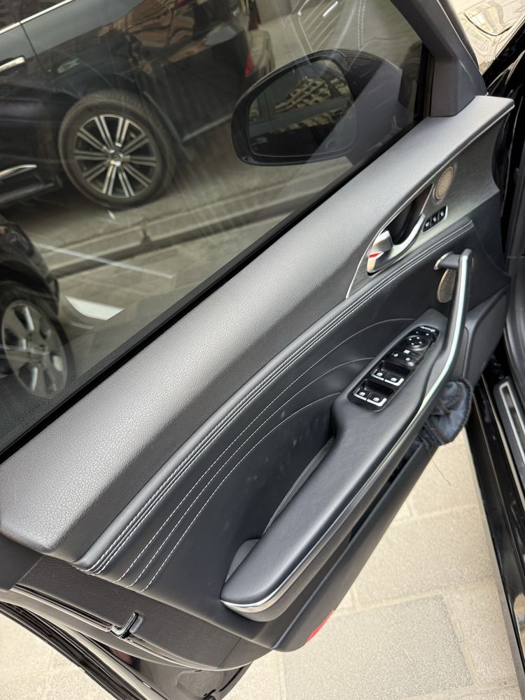 Kia stinger kraska toza
