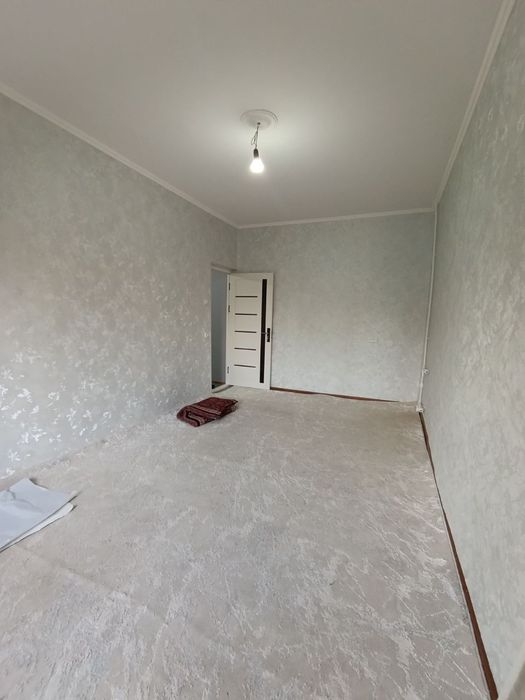 Продаёца 1 комнатная квартира Чирчик 8 микрараён