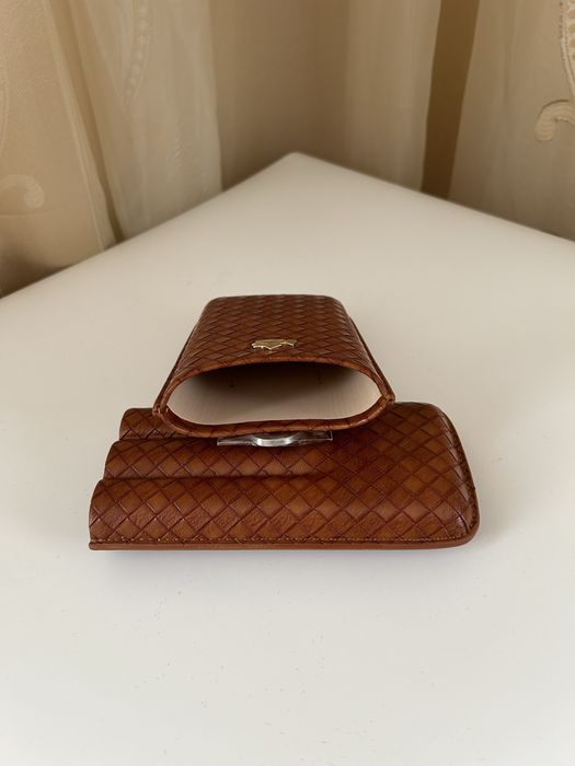 Кожен калъф Cohiba за 3 пури с джоб за резачка – подаръчна кутия