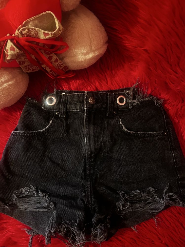 Къси гащички Bershka