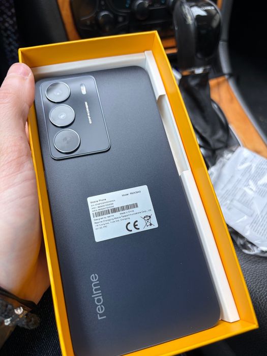 realme14x! ЧИСТО НОВ