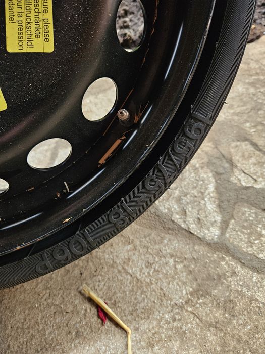 Резервна гума патерица за Audi Q5 Q7 195/75/18