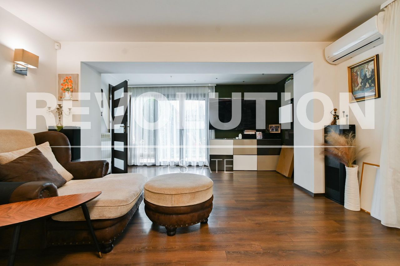 Продава се Къща в София, Левски В - 237 кв.м за 1752 €/кв.м - Снимка #1