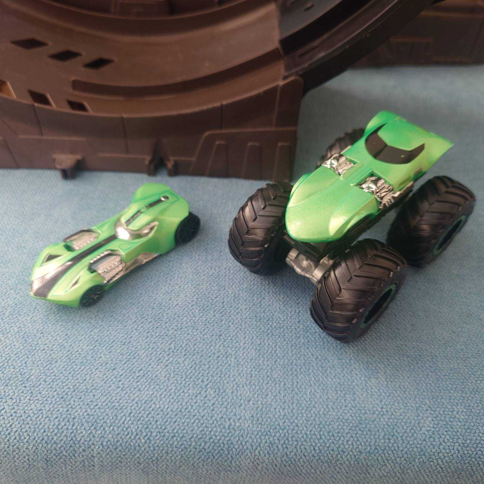 Писта Hot Wheels епичен лупинг