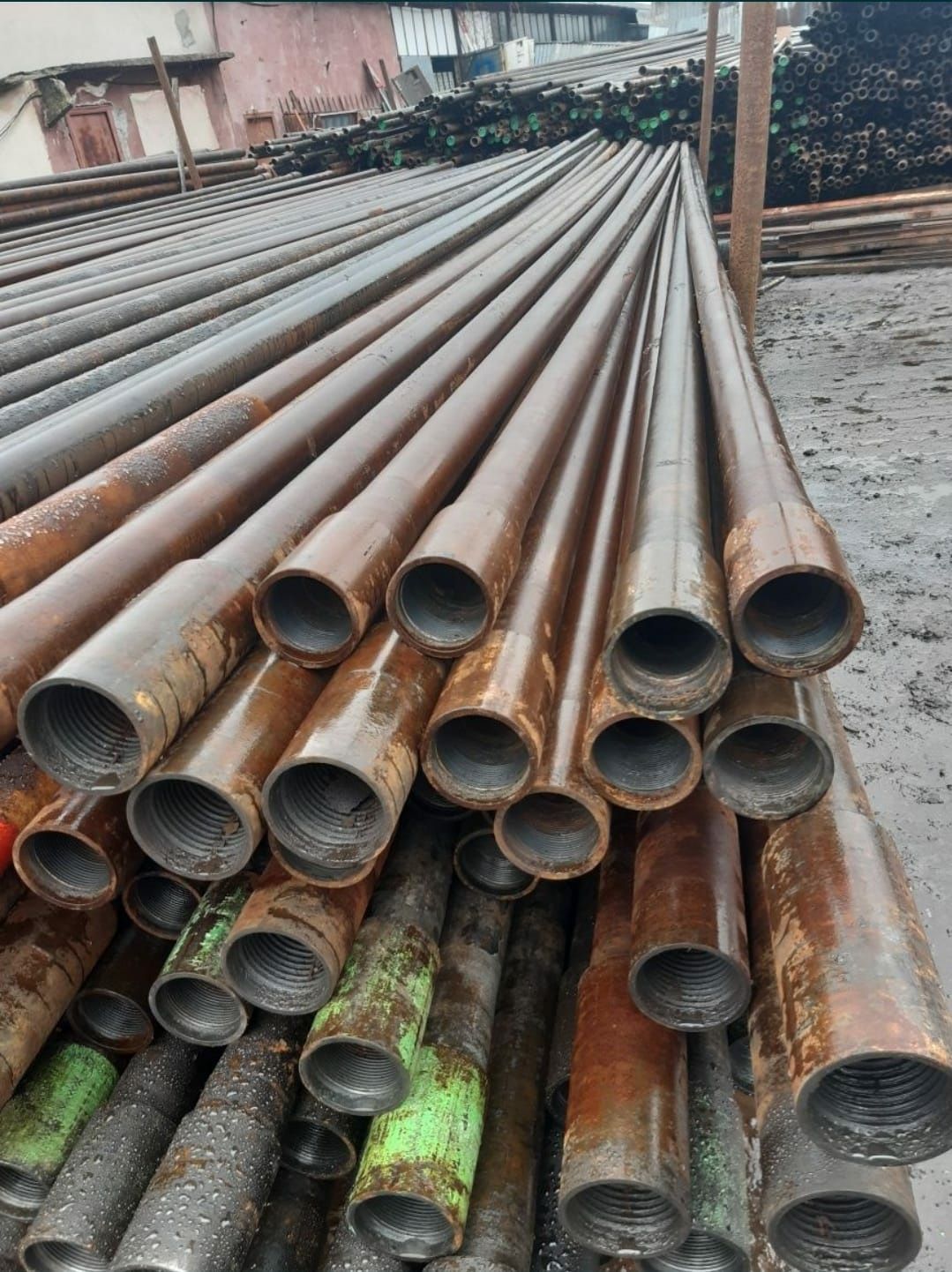 Vând teava metalica Tubing cu mufa și filet