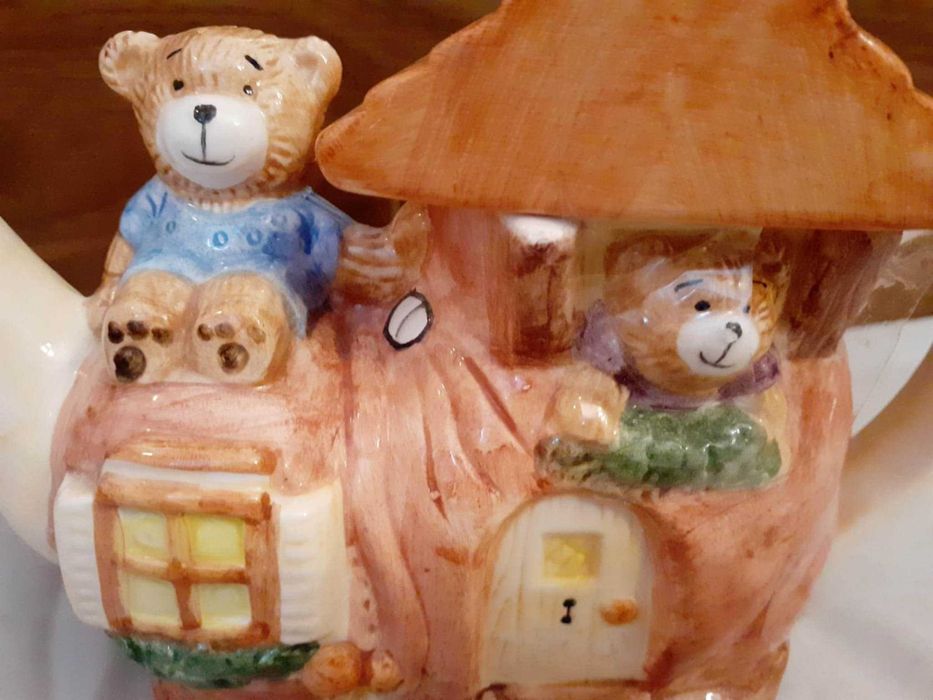 Два чайника "Къщата с мечета" и "Къщата с бухалите"