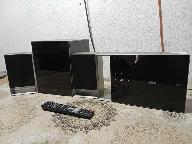 Домашно кино - LG BH5320F