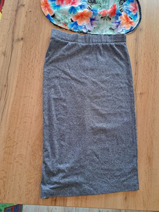 Дънкова пола Levi's , пола+топ Zara