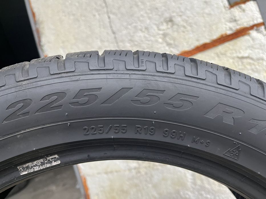 4 бр. зимни гуми 225/55/19 Pirelli DOT 2316 5-6 mm