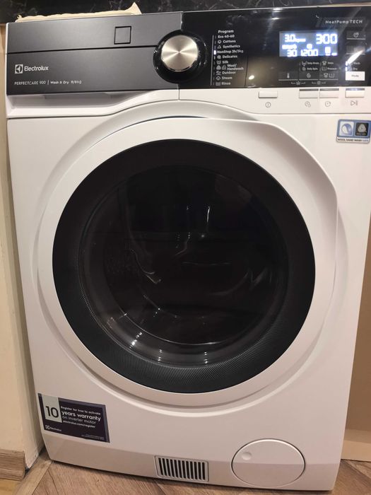 Пералня със сушилня ELECTROLUX EW9WN249W