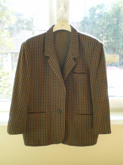 Дамско вълнено сако  размер 48