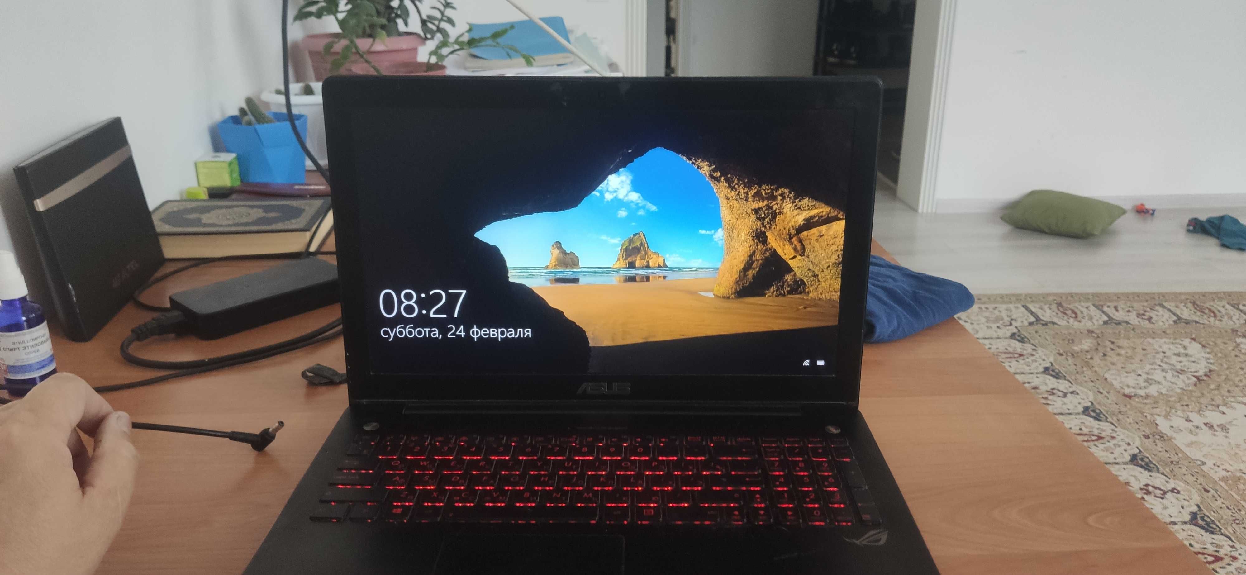 Продам Ноутбук (laptop} ASUS ROG (G550JK). С полным комплектом