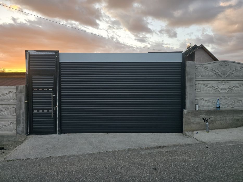 Usi garaj  tip rulou aluminiu