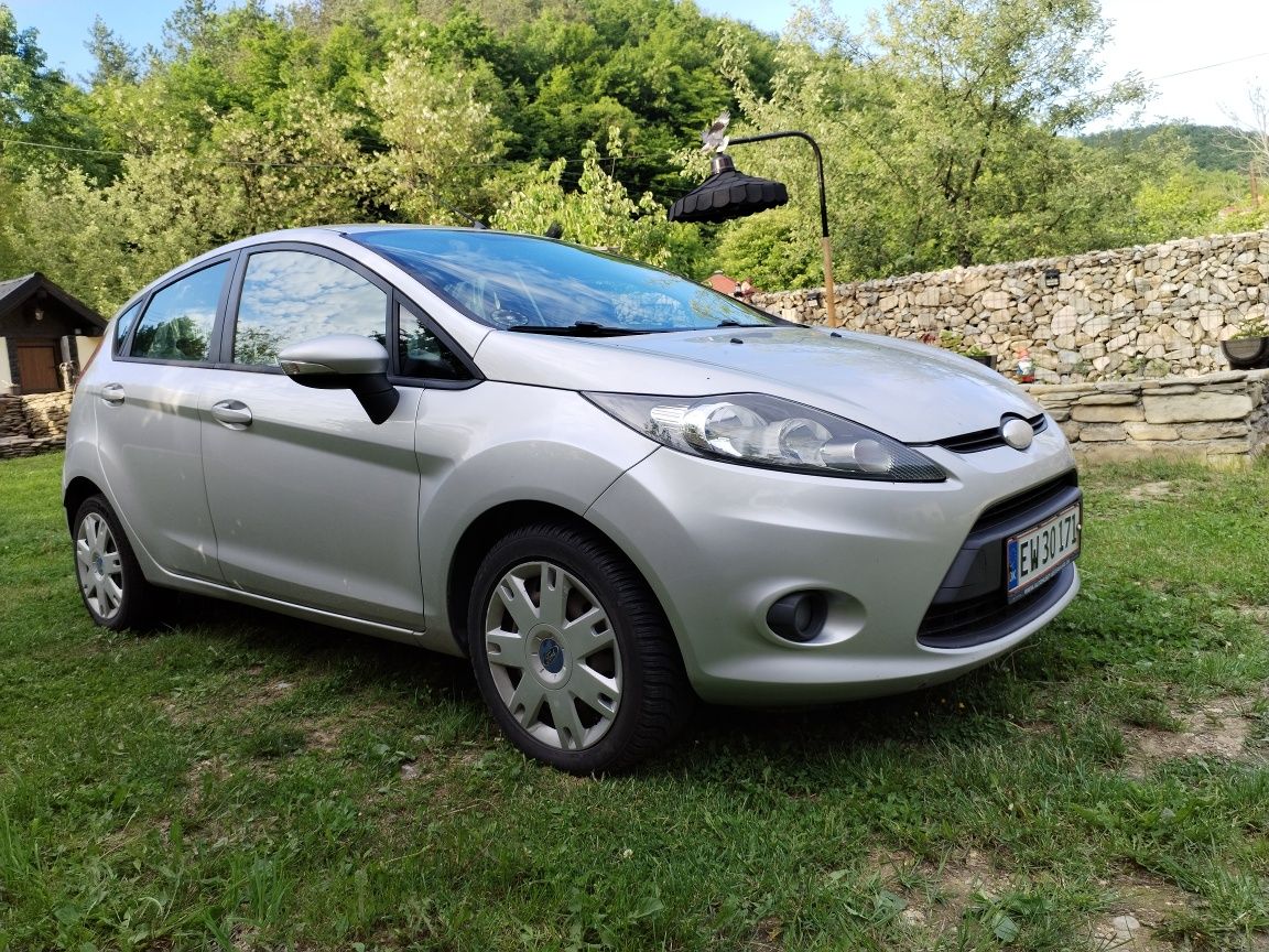 Vând Ford Fiesta 1,4 tdci 2010