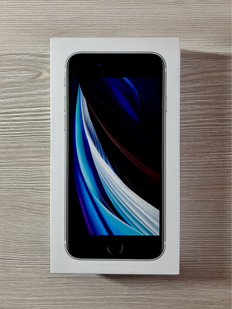 iPhone SE 2020 White / SE2 / Айфон СЕ 2020 / СЕ2 / Apple / Эппл / Эпл