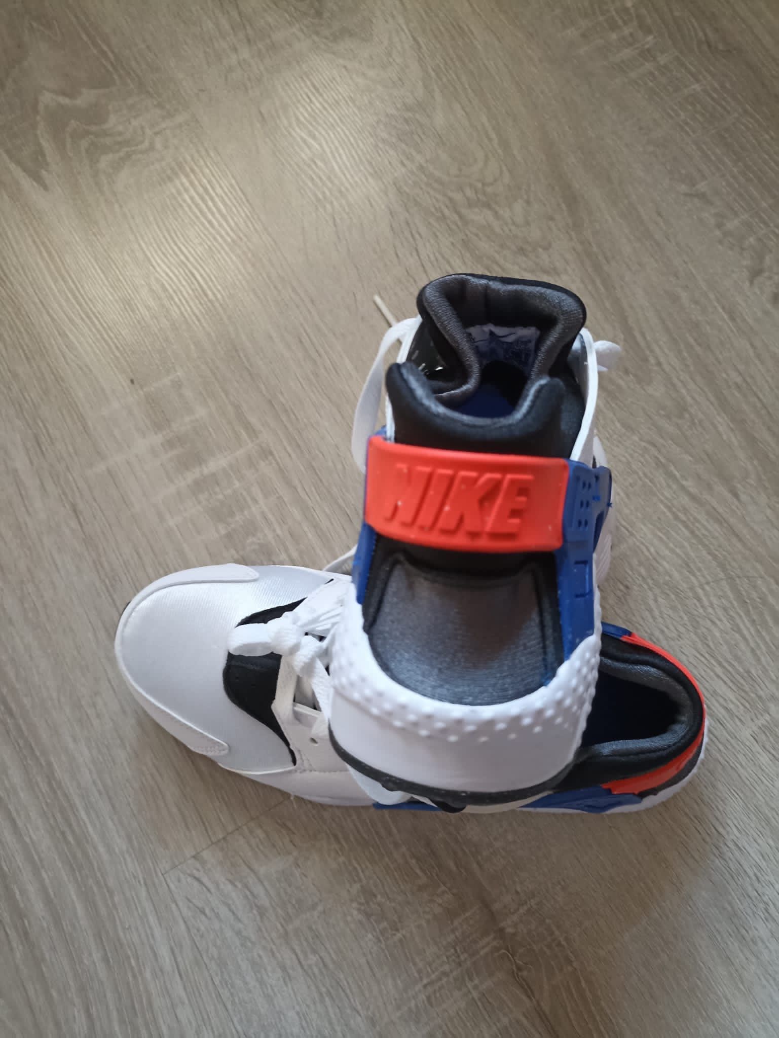 ПРОМО ЦЕНА Детски снейкъри Nike Huarache