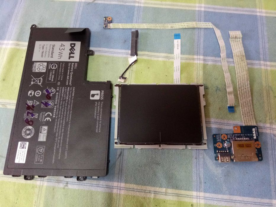 Elemente Dell Inspiron 15 5547