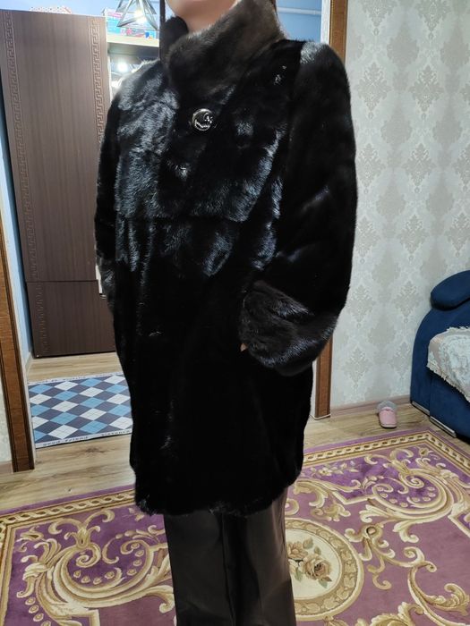 Продам норковую шубу