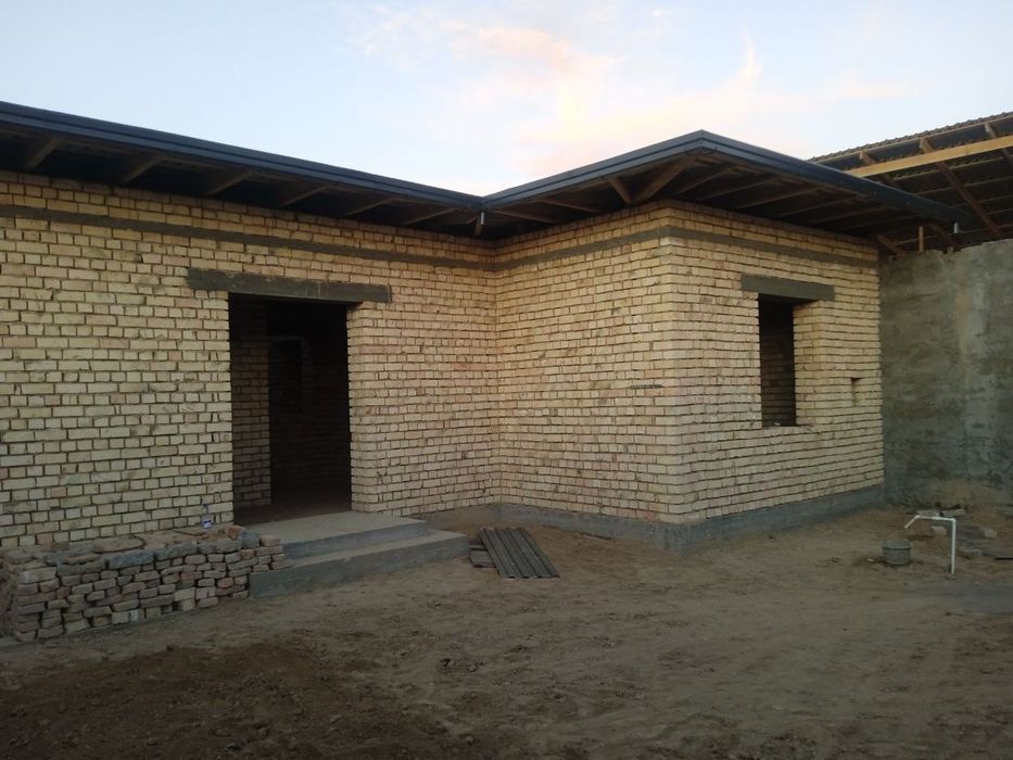 Uy sotiladi karobka xolatda