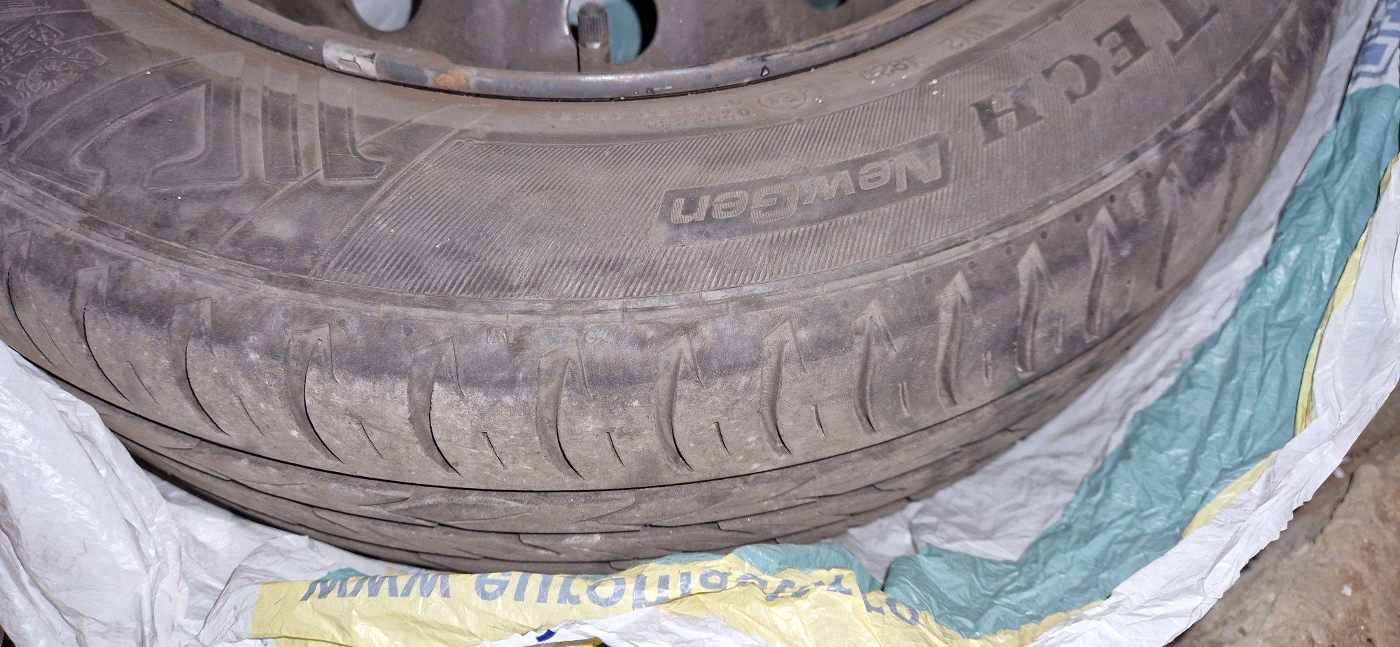 Jante Dacia Logan 15'' + ANV Vara 2 x Viking + 2 x Strial 185/65 R15