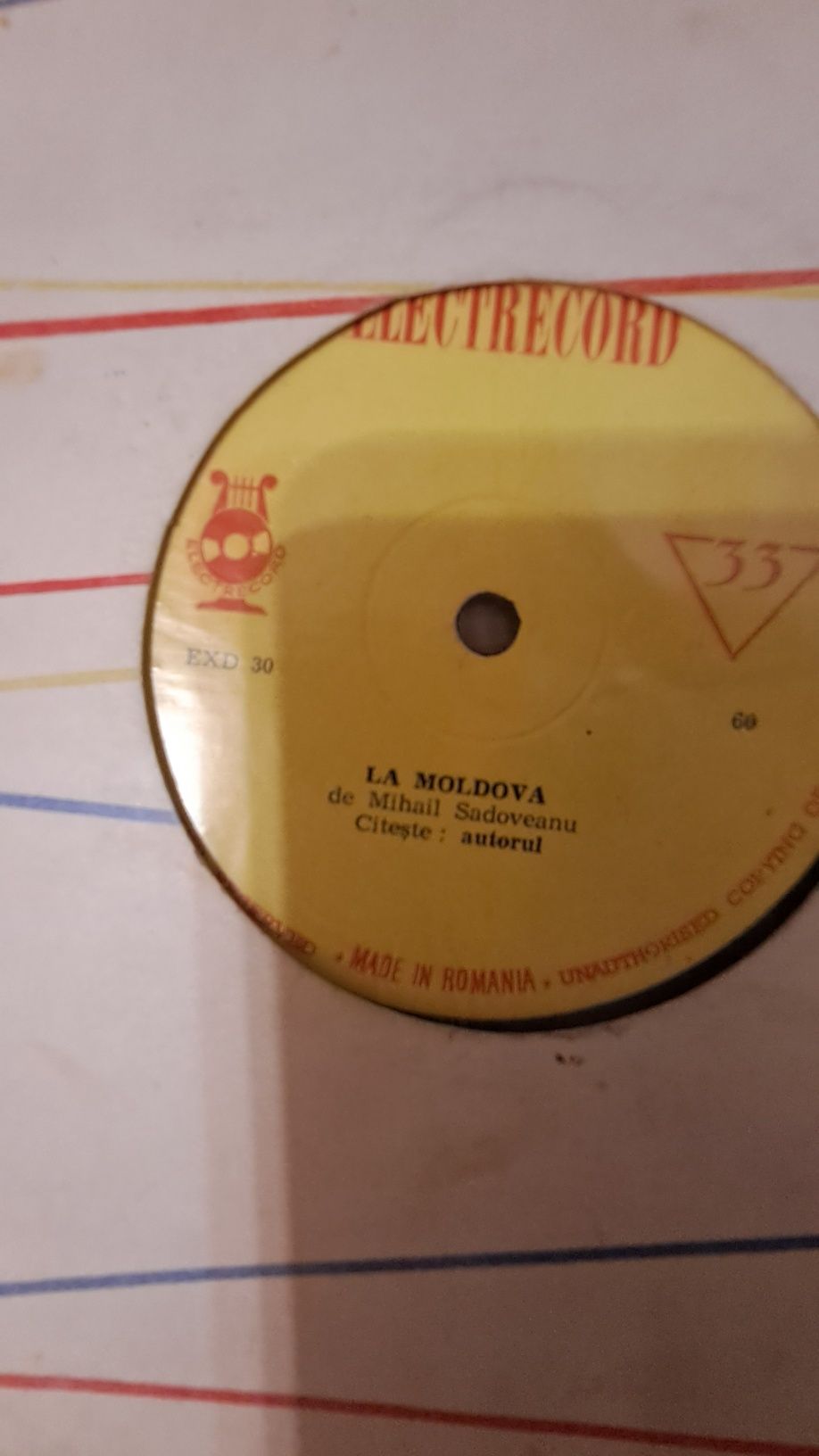 Lot 43 de viniluri mijlocii