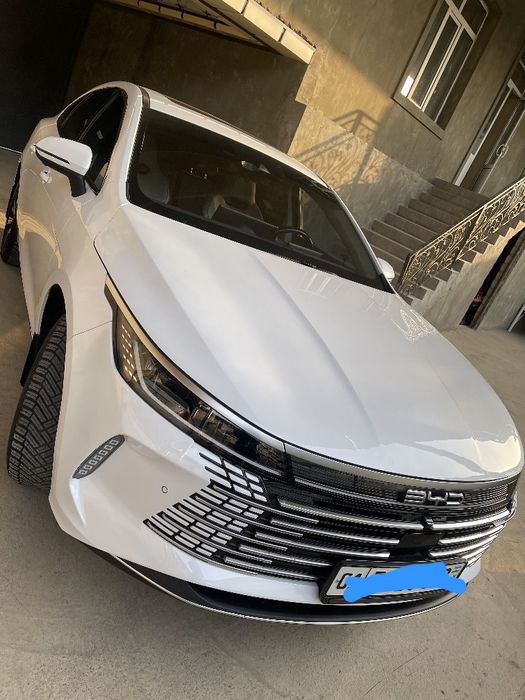 BYD chazor gibrid flash chip 2023 йил состоянияси идеал.