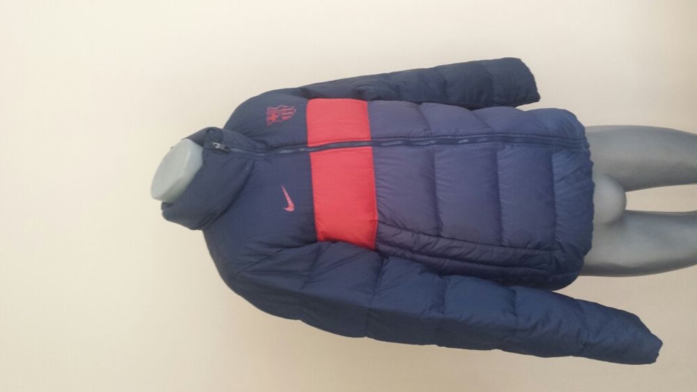 Nike Barcelona 550 Mens Down Jacket Size S/M ОРИГИНАЛ! Мъжко Пухено Як