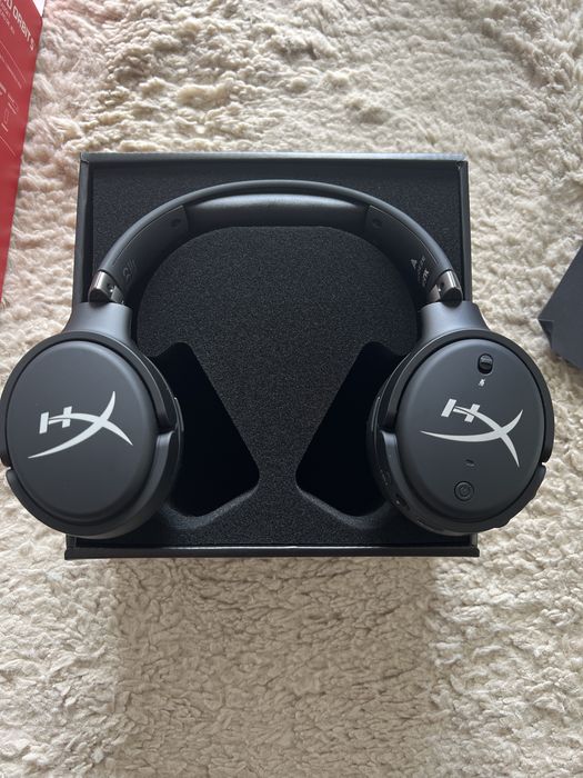 HyperX Cloud Orbit S noi garantie 2 ani