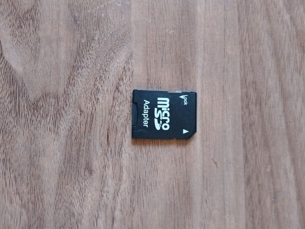 Samsung Galaxi A51 +четири калъфа,карта памет,зарядно-170лв.