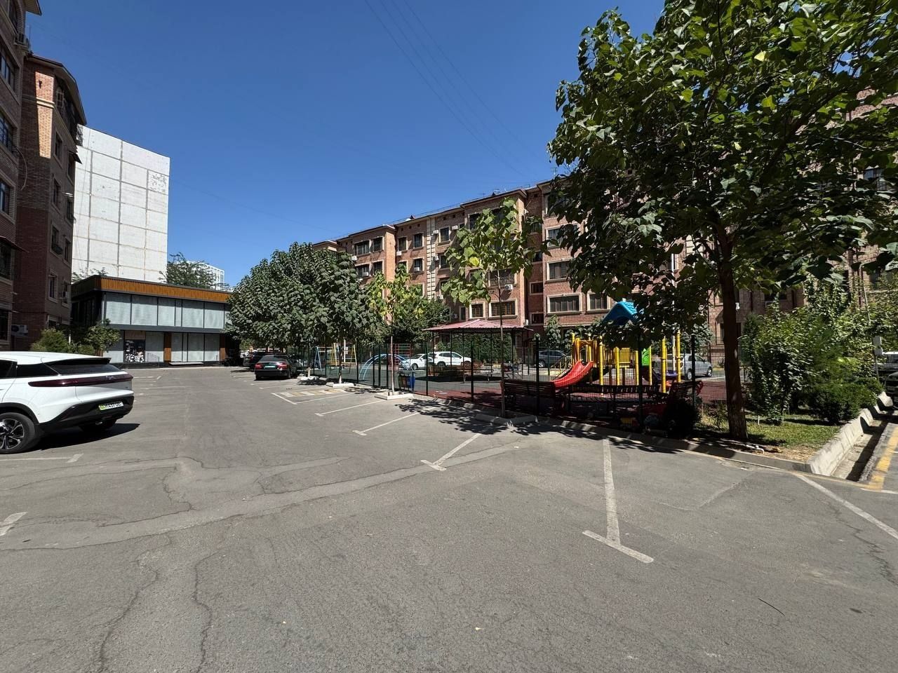 Продается 3х ком квартира в новостройке, ор-р: ЖК Skyline, 175 м²