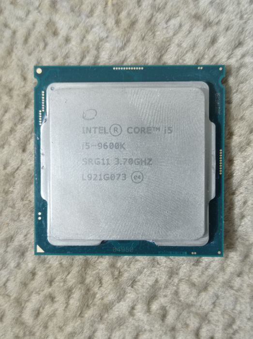 Процессор Cor i5 9600k