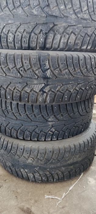 Продам зимние шины